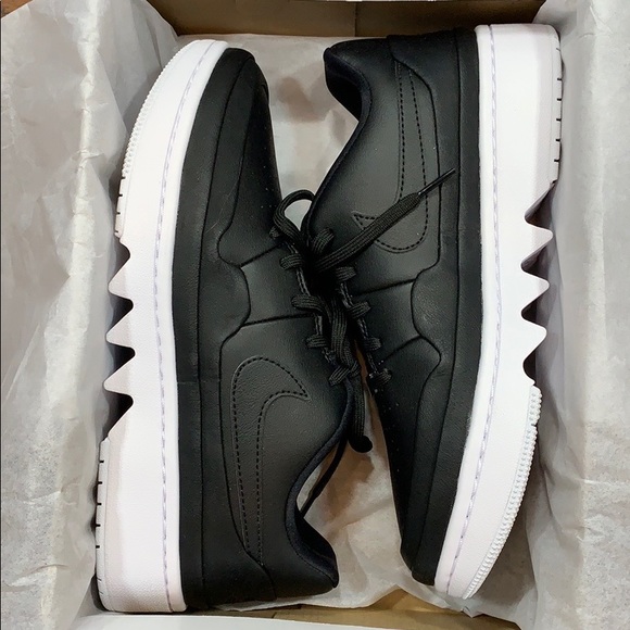 • Air Jordan 1 Jester XX Low Laced Womens Black/wh - Picture 16 of 16